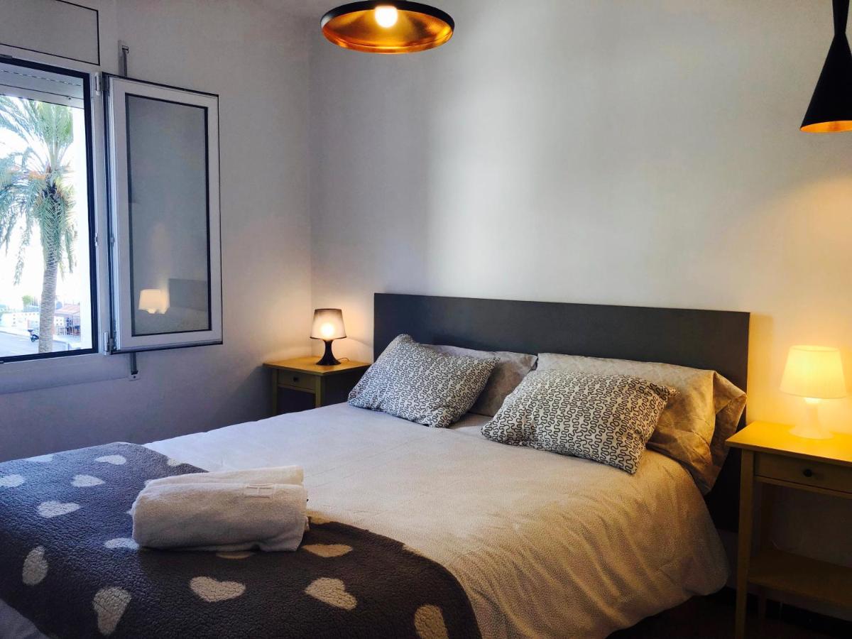 Apartamentos Aquarium. 150 Metros Playa. Roses Ngoại thất bức ảnh