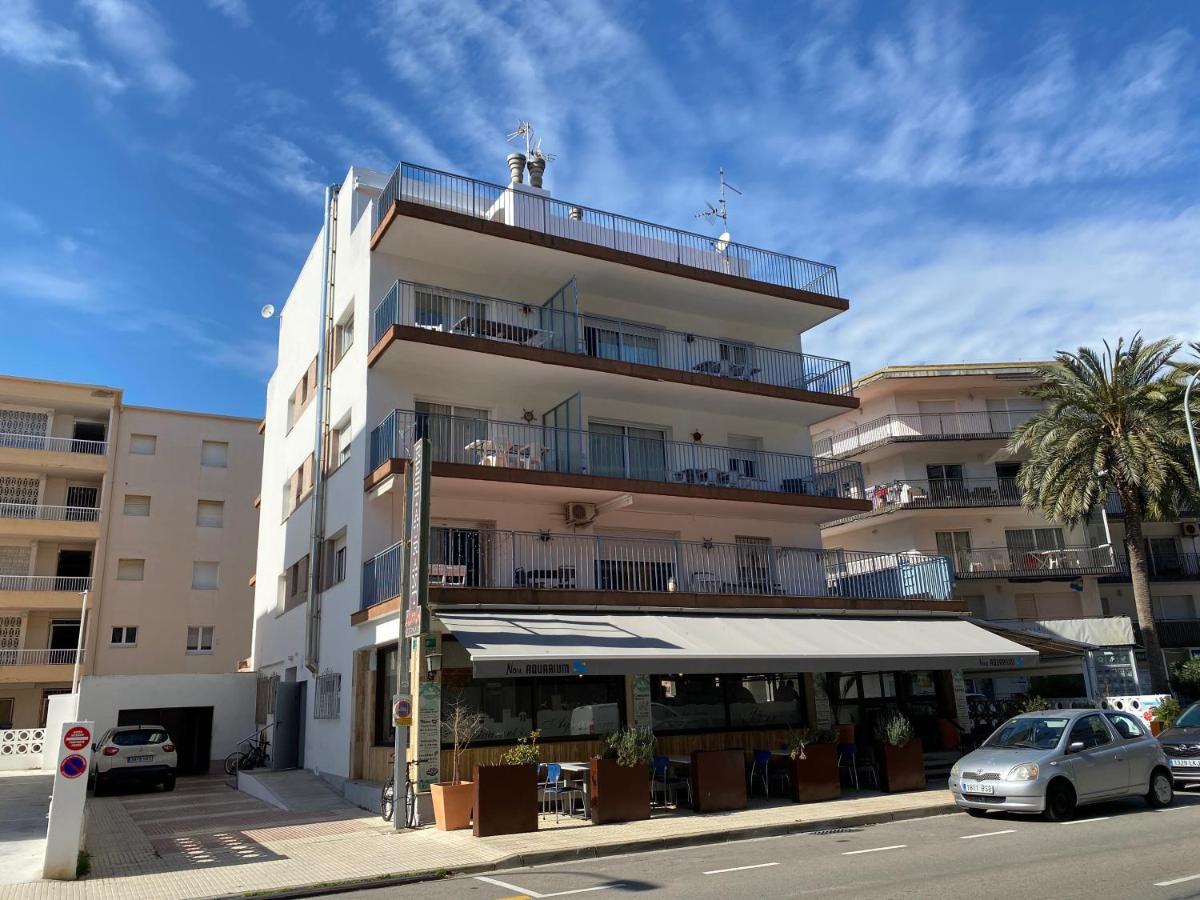 Apartamentos Aquarium. 150 Metros Playa. Roses Ngoại thất bức ảnh